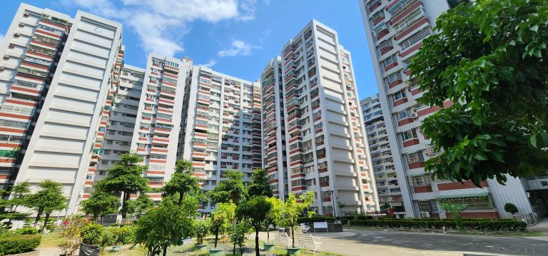 SMOG防霾紗窗【社區案例】高雄市左營區翠華一期｜灰塵｜雨水｜清潔｜異味